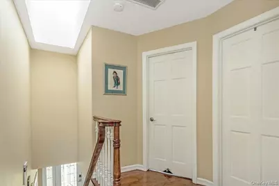 922 N 1st Street, New Hyde Park, NY 11040 - Photo 15