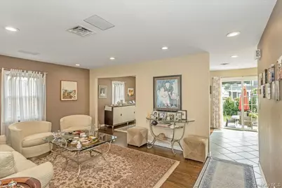 922 N 1st Street, New Hyde Park, NY 11040 - Photo 5