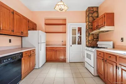 2871 Zulette Avenue, Bronx, NY 10461 - Photo 11