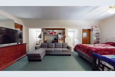 40 Wagner Avenue, Roosevelt, NY 11575 - Photo 23