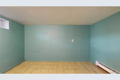 40 Wagner Avenue, Roosevelt, NY 11575 - Photo 31