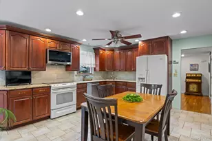 703 10th Ave, East Northport, NY 11731 - Photo 15