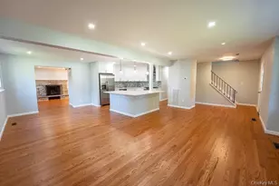 25 Robin Rd, Poughkeepsie, NY 12601 - Photo 11