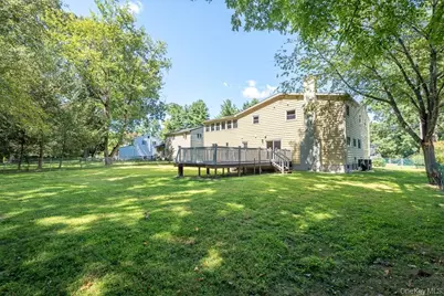 25 Robin Road, Poughkeepsie, NY 12601 - Photo 9