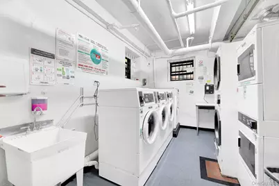 285 E 35th Street #6E, Brooklyn, NY 11203 - Photo 15