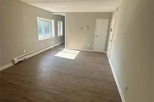 2035 Central Park Ave, Yonkers, NY 10710 - Photo 5