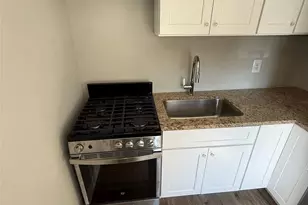 2035 Central Park Ave, Yonkers, NY 10710 - Photo 3