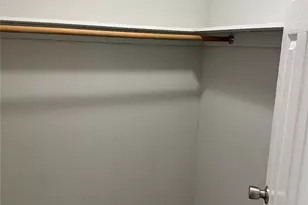 2035 Central Park Ave, Yonkers, NY 10710 - Photo 7