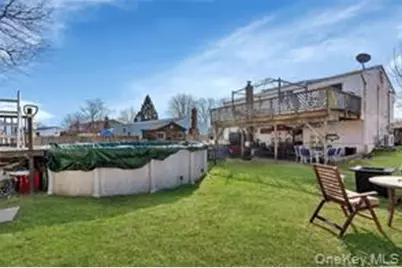 21 Deville Drive, Selden, NY 11784 - Photo 15