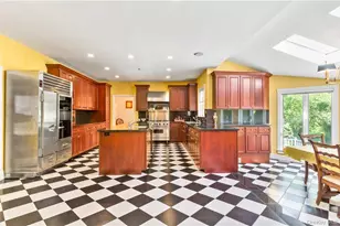 6 Love Ln, Harrison, NY 10528 - Photo 11