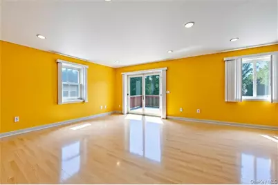 1706 Manatuck Boulevard, Bay Shore, NY 11706 - Photo 5