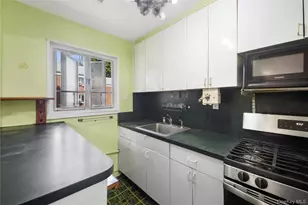 226-29 Manor Rd, Queens Village, NY 11427 - Photo 7