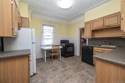 59 Lakeview Avenue, Lynbrook, NY 11563 - Photo 9