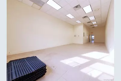 61-12 220 Street #2+3 Fl, Bayside, NY 11364 - Photo 3