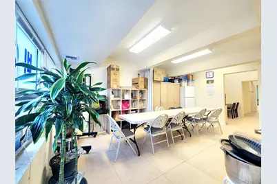 61-12 220 Street #2+3 Fl, Bayside, NY 11364 - Photo 19