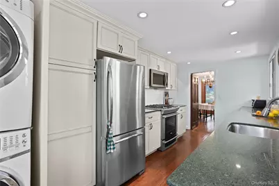 11 Aka 15 Bobolink Road, Yonkers, NY 10701 - Photo 9