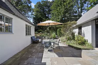 11 Aka 15 Bobolink Road, Yonkers, NY 10701 - Photo 25