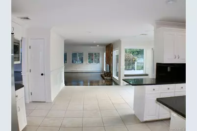 10 Cedarfield Terrace, Saint James, NY 11780 - Photo 13