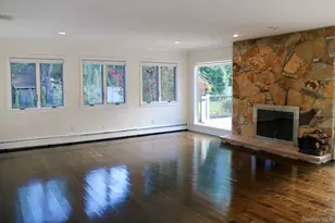 10 Cedarfield Terrace, Saint James, NY 11780 - Photo 9