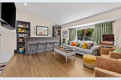 5 Brian Lane, East Northport, NY 11731 - Photo 7