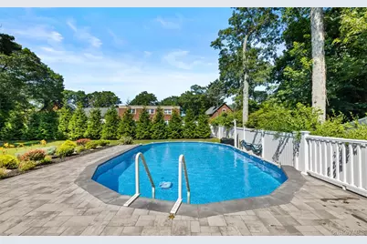 5 Brian Lane, East Northport, NY 11731 - Photo 17