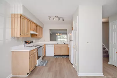 1902 Dunhill Drive, Brewster, NY 10509 - Photo 5