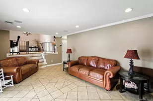 86 Riddle St, Brentwood, NY 11717 - Photo 9