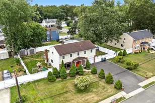 86 Riddle St, Brentwood, NY 11717 - Photo 29