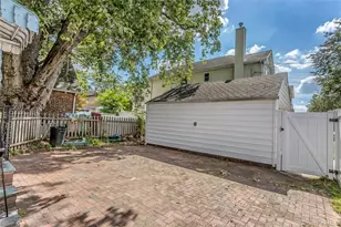 136 N 1st St, New Hyde Park, NY 11040 - Photo 19