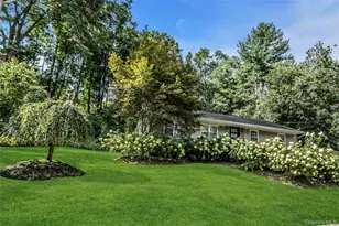 5 Meadowfield Ln, Glen Cove, NY 11542 - Photo 5