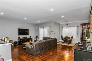 5 Meadowfield Ln, Glen Cove, NY 11542 - Photo 7