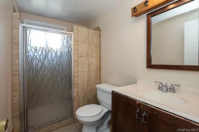 39 Inchcape Road, Bay Shore, NY 11706 - Photo 11