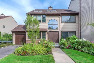 100 The Glen, Glen Head, NY 11545 - Photo 3