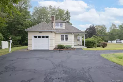 137 Blauvelt Road, Nanuet, NY 10954 - Photo 5