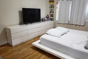 18-28 215th St, Bayside, NY 11360 - Photo 7