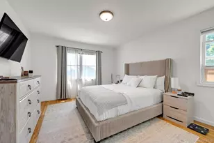 18-28 215th St, Bayside, NY 11360 - Photo 19