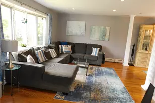 61 Newport Rd, Yonkers, NY 10710 - Photo 9