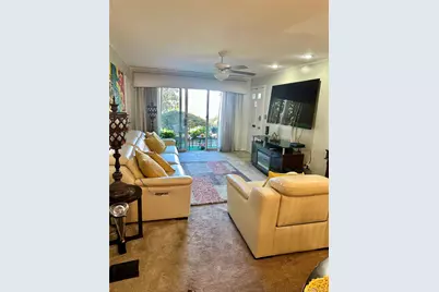 124 Santa Barbara Drive, Plainview, NY 11803 - Photo 3