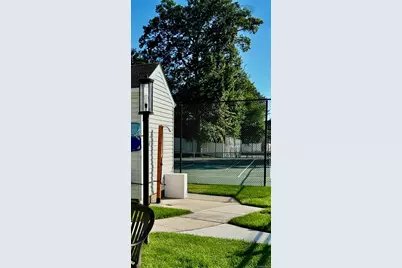 124 Santa Barbara Drive, Plainview, NY 11803 - Photo 21