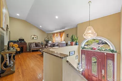 2 Danielle Court, Middletown, NY 10940 - Photo 7