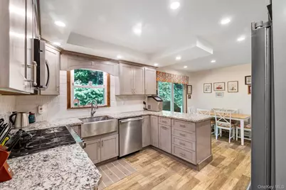 75 Kingston Avenue, Wurtsboro, NY 12790 - Photo 17