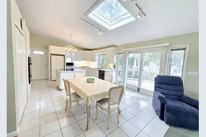 3 Candlestick Court, Dix Hills, NY 11746 - Photo 5