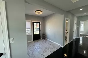 16 Garfield Pl, Hempstead, NY 11550 - Photo 3