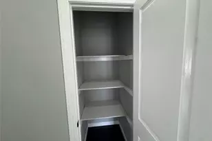 16 Garfield Pl, Hempstead, NY 11550 - Photo 5