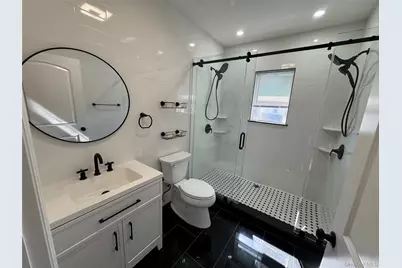 16 Garfield Place, Hempstead, NY 11550 - Photo 9