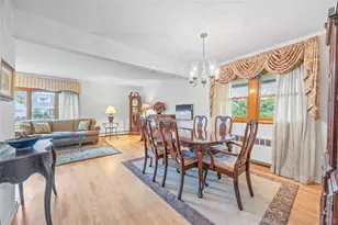 73 Patton Blvd, New Hyde Park, NY 11040 - Photo 5