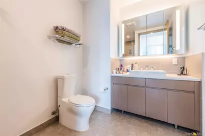 2717 42nd Road #7E, Long Island City, NY 11101 - Photo 23