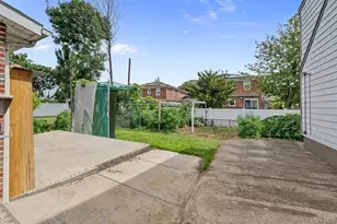 200-07 17th Ave, Bayside, NY 11360 - Photo 13