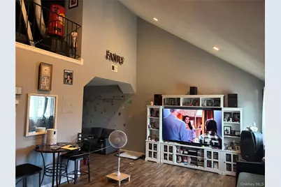 257 Maple Parkway, New York, NY 10303 - Photo 3