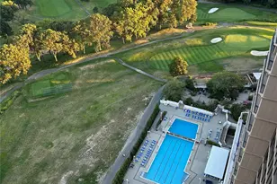 271-10 Grand Central Pkwy, Floral Park, NY 11005 - Photo 11